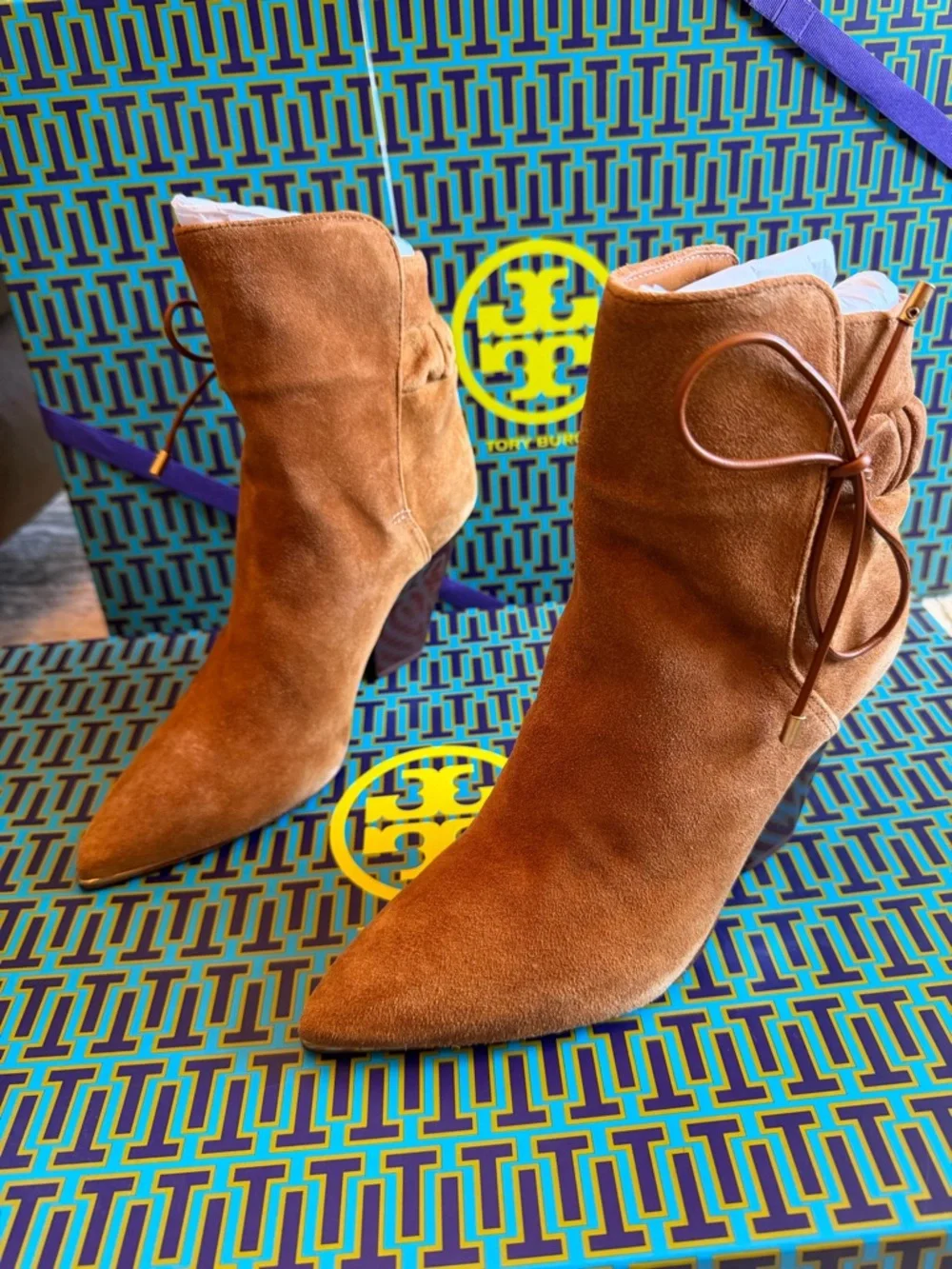 Tory Burch Lila Suede Pointed-Toe Ankle Bootie - Picture 3 of 11